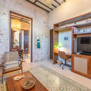 Casa Bolero En Santa Lucia Centro, Holiday home Merida